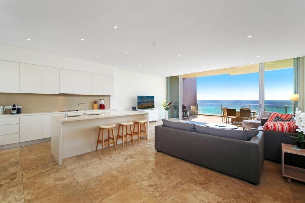דירות דה אינטרנס Beach And Ocean Front Penthouse With Wifi And Parking מראה חיצוני תמונה